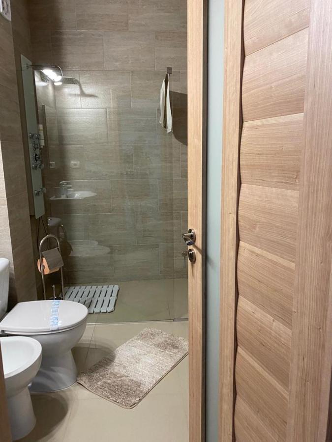 Miramar Studio Apartment Navodari Ngoại thất bức ảnh