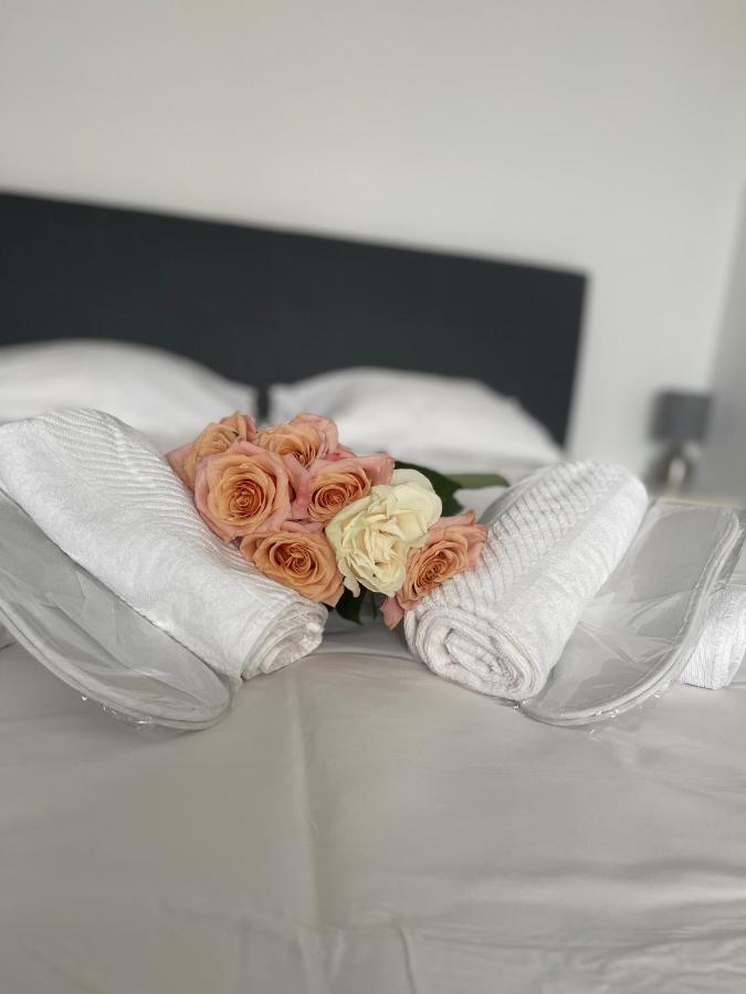 Miramar Studio Apartment Navodari Ngoại thất bức ảnh
