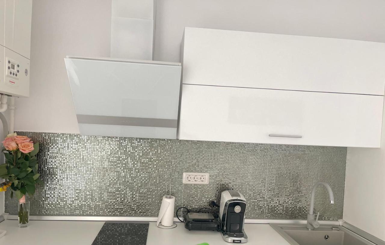 Miramar Studio Apartment Navodari Ngoại thất bức ảnh